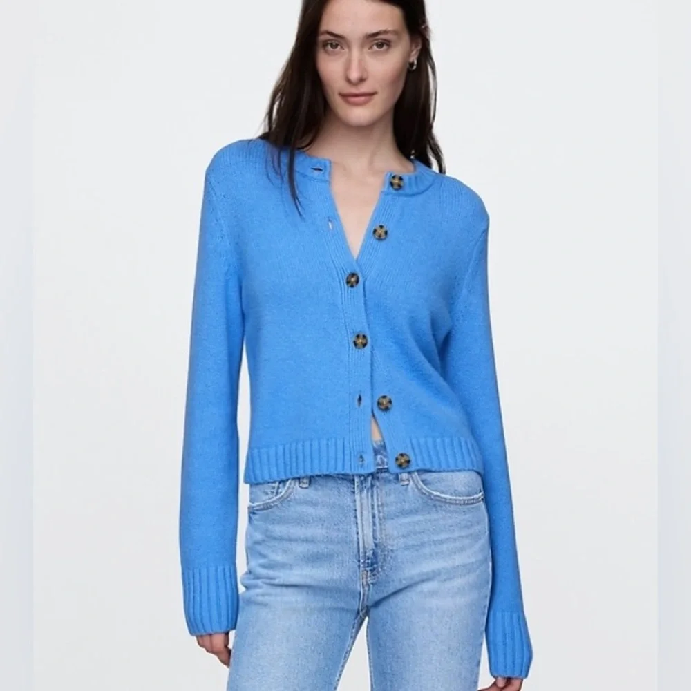 GAP CashSoft Cropped Cardigan - Picture 2 of 5